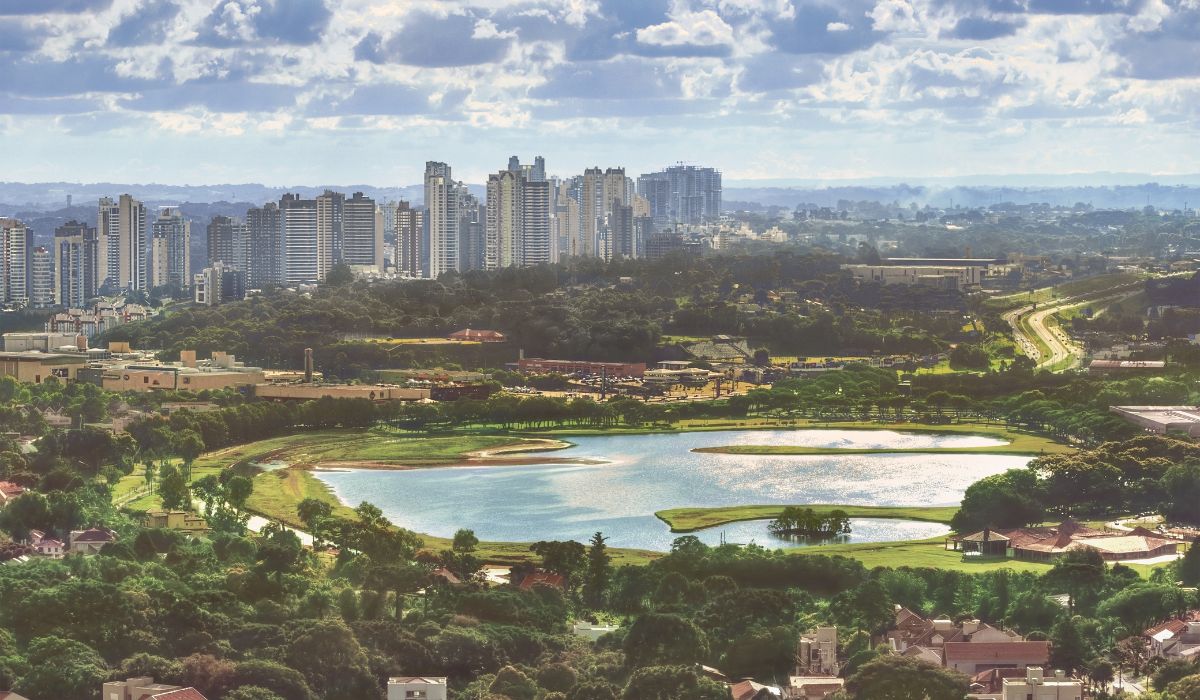 Preço do metro quadrado de imóvel em Curitiba é o que mais subiu em agosto  no Brasil